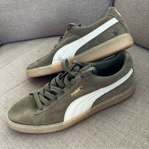 Puma Men's Olive and White Sneakers (S0050)